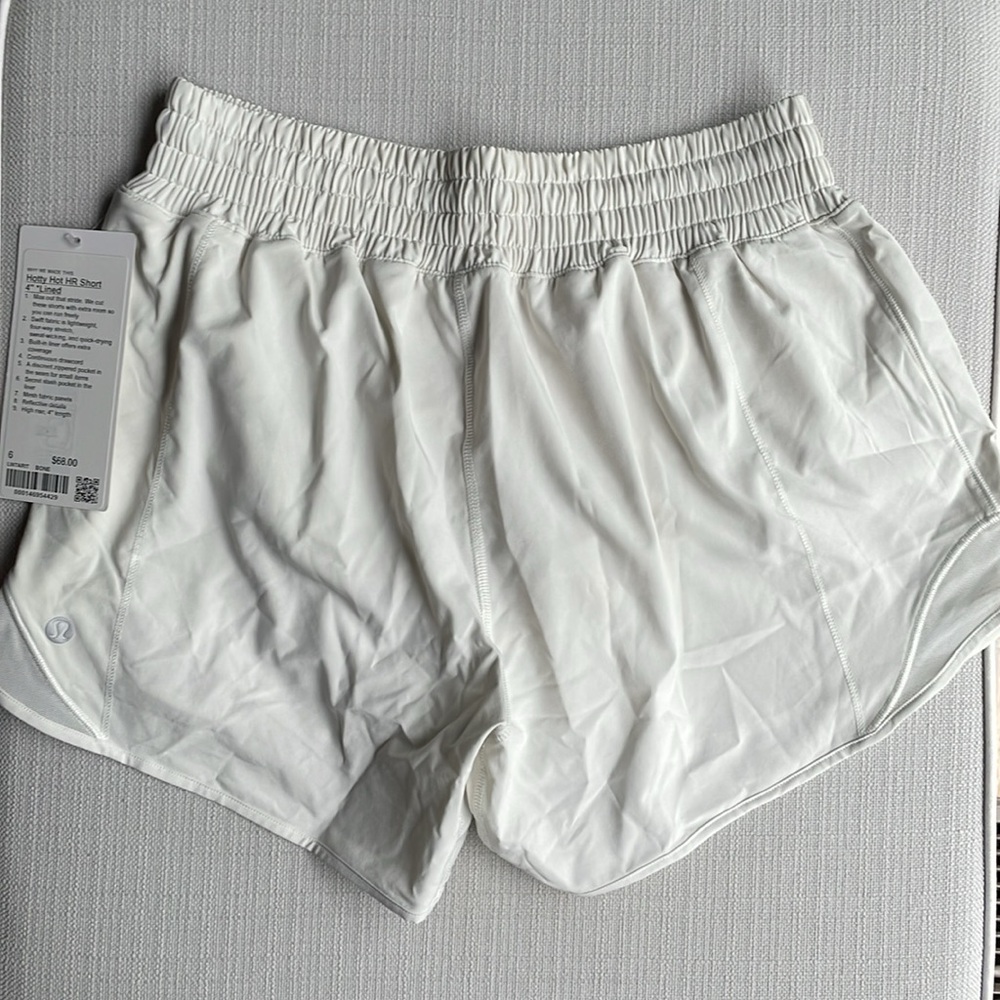 Lululemon hotty hot high rise short 4” lined - bone - size 6 - Picture 8 of 16